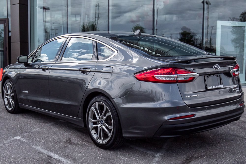 Ford fusion hybrid titanium